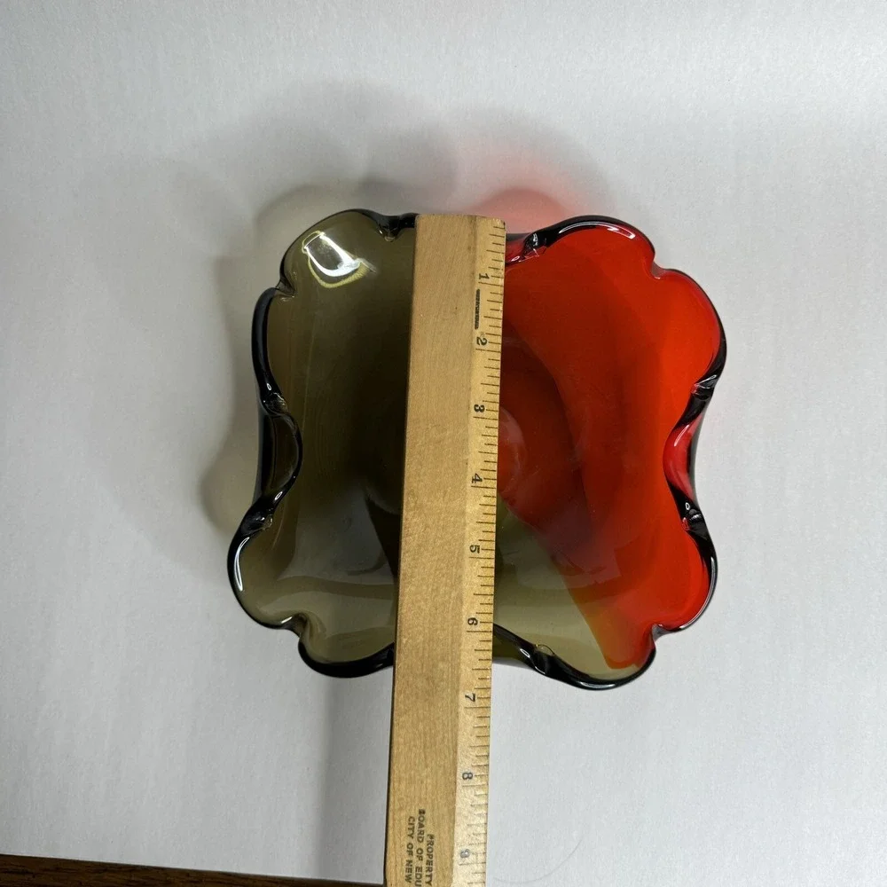 Vintage Art Glass Trinket Bowl 6.5